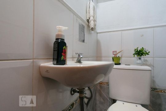 Lavabo de casa de condomínio à venda com 2 quartos, 70m² em Vila Guaca, São Paulo