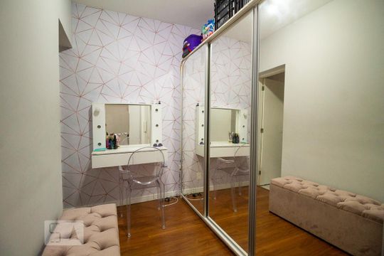 Closset de casa à venda com 2 quartos, 250m² em Ipiranga, São Paulo