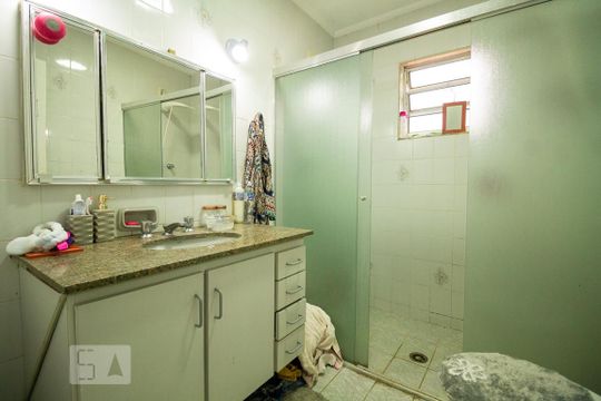 Banheiro da Suíte de casa à venda com 2 quartos, 250m² em Ipiranga, São Paulo