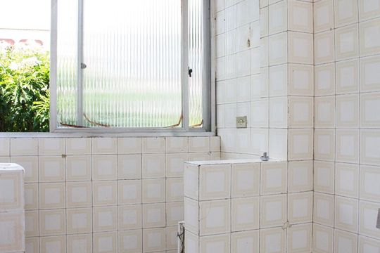 Cozinha de apartamento para alugar com 1 quarto, 45m² em Quintino Bocaiuva, Rio de Janeiro