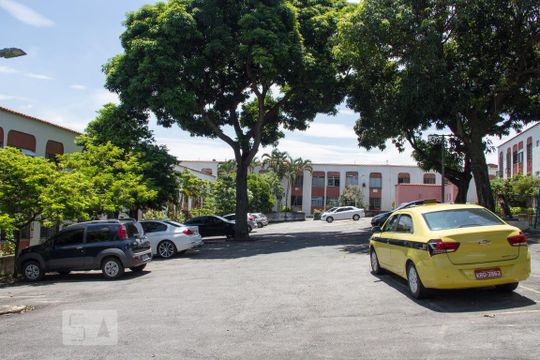 Garagem de apartamento para alugar com 1 quarto, 45m² em Quintino Bocaiuva, Rio de Janeiro