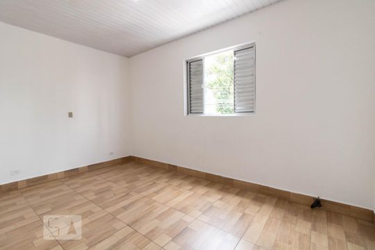 Quarto 1 de casa à venda com 2 quartos, 80m² em Vila Maria, São Paulo