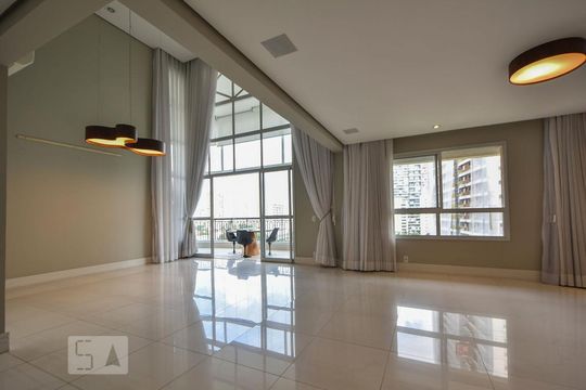 Apartamento à venda com 3 quartos, 230m² em Campo Belo, São Paulo