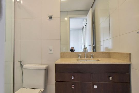 Banheiro Suíte 03  de apartamento à venda com 3 quartos, 230m² em Campo Belo, São Paulo