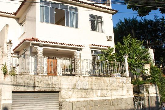 Fachada de apartamento à venda com 3 quartos, 200m² em Todos Os Santos, Rio de Janeiro