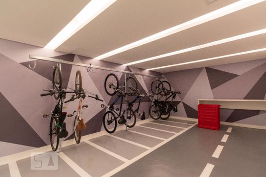 Bicicletário de kitnet/studio à venda com 1 quarto, 42m² em Jardim Paulista, São Paulo
