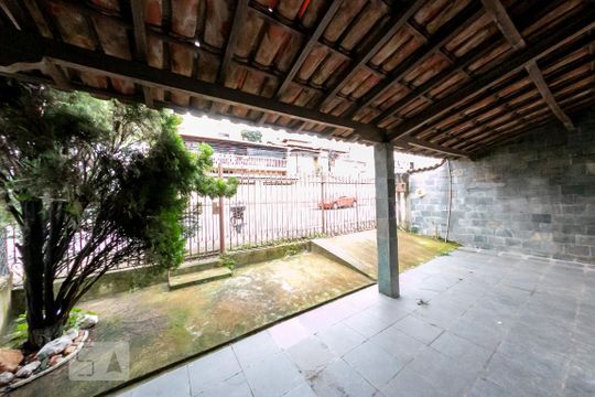 Varanda da Sala de casa à venda com 4 quartos, 120m² em Bandeirantes, Contagem