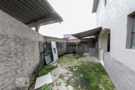 Quintal de casa à venda com 4 quartos, 120m² em Bandeirantes, Contagem