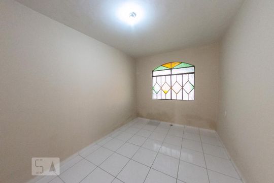 Quarto Suíte 1 de casa à venda com 4 quartos, 120m² em Bandeirantes, Contagem