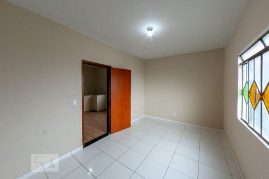 Quarto Suíte 2 de casa à venda com 4 quartos, 120m² em Bandeirantes, Contagem