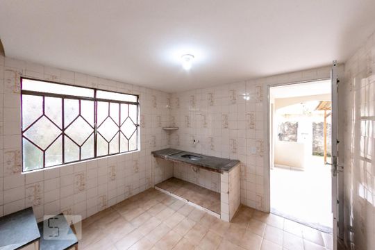 Cozinha de casa à venda com 4 quartos, 120m² em Bandeirantes, Contagem