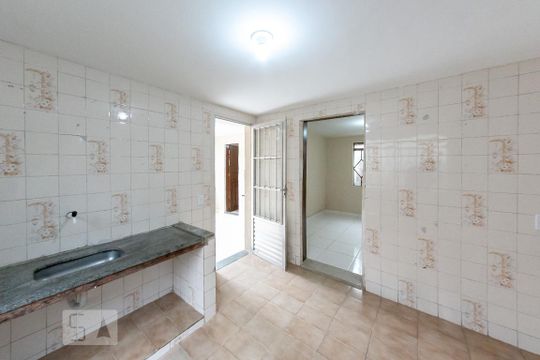 Cozinha de casa à venda com 4 quartos, 120m² em Bandeirantes, Contagem