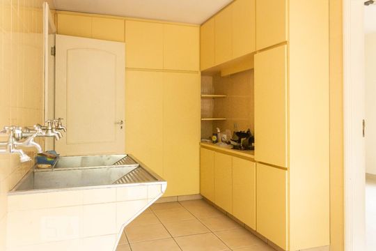 Área de Serviço de casa à venda com 7 quartos, 600m² em Interlagos, São Paulo