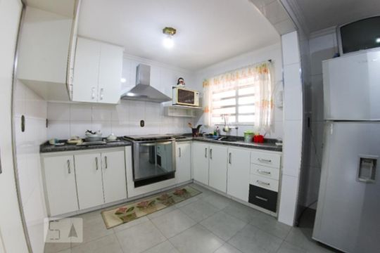 Casa à venda com 2 quartos, 270m² em Parque Residencial Oratorio, São Paulo