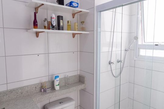 Banheiro de apartamento para alugar com 2 quartos, 40m² em Vila Prudente, São Paulo