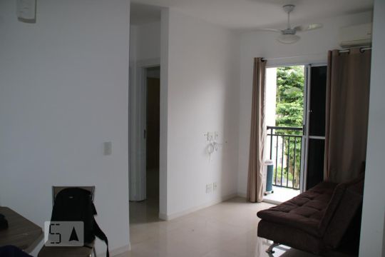Apartamento à venda com 2 quartos, 46m² em Taquara, Rio de Janeiro