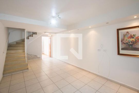 Casa à venda com 2 quartos, 105m² em Vila Cruzeiro, São Paulo