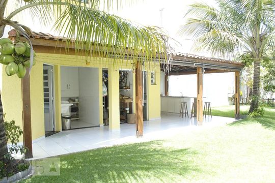 Quintal de casa à venda com 3 quartos, 390m² em Vila Santa Clara, São Paulo