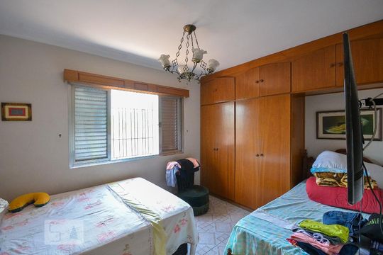 Quarto 2 de casa à venda com 4 quartos, 320m² em Vila Moraes, São Paulo