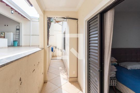 Varanda da Suíte 1 de casa à venda com 3 quartos, 200m² em Vila Lemos, Campinas