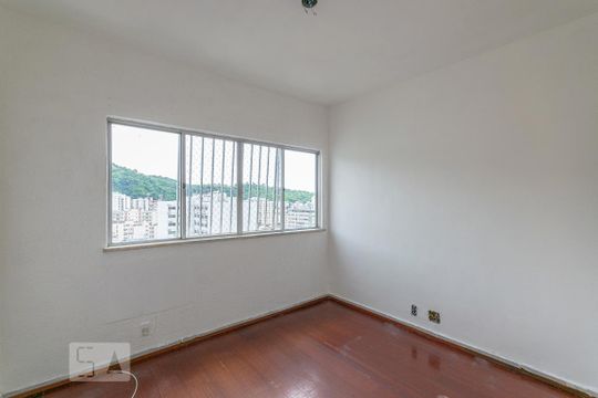 Quarto 1 de apartamento à venda com 2 quartos, 77m² em Vila Isabel, Rio de Janeiro