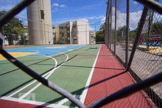 Quadra Esportiva de apartamento à venda com 1 quarto, 42m² em Jardim Itu, Porto Alegre