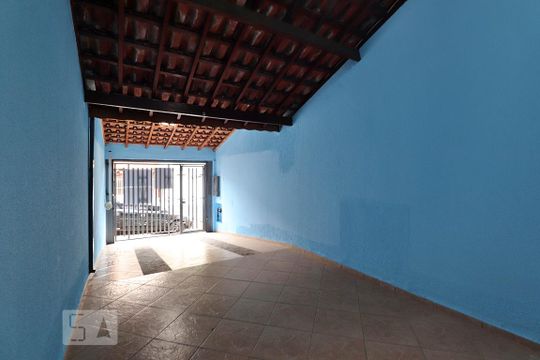 Garagem de casa à venda com 2 quartos, 103m² em Jardim Utinga, Santo André