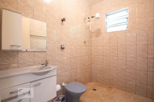 Banheiro de casa de condomínio à venda com 2 quartos, 167m² em Conceição, Osasco