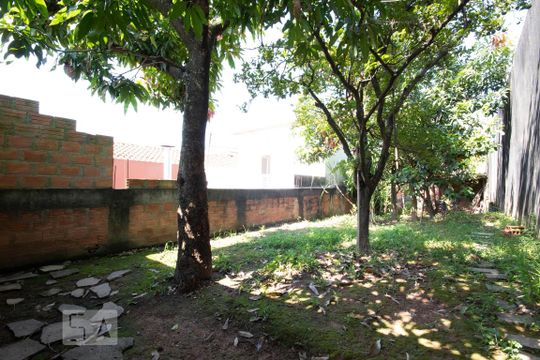 Quintal e Jardim de casa de condomínio à venda com 2 quartos, 167m² em Conceição, Osasco