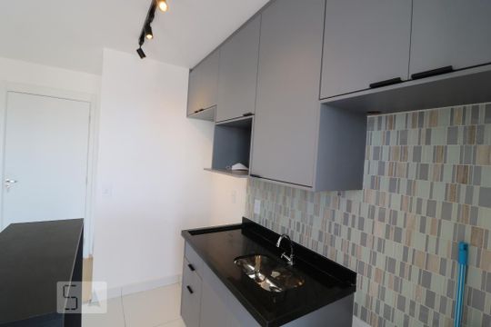 Cozinha de apartamento para alugar com 2 quartos, 58m² em Vila Prudente, São Paulo