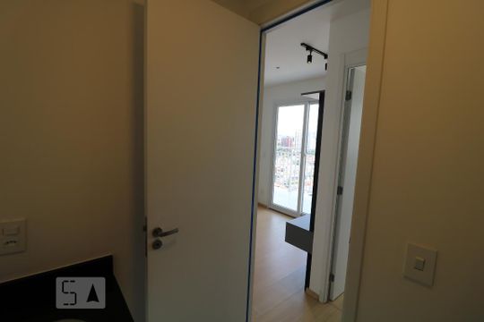 Banheiro de apartamento para alugar com 2 quartos, 58m² em Vila Prudente, São Paulo
