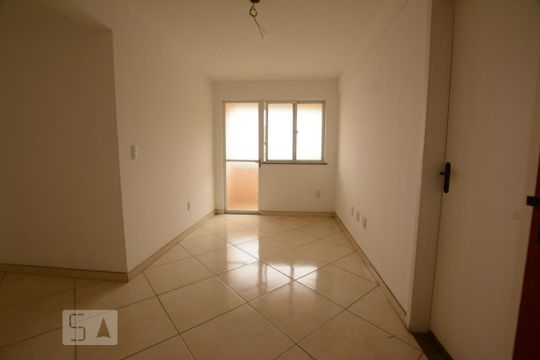 Sala de apartamento à venda com 2 quartos, 48m² em Váz Lobo, Rio de Janeiro