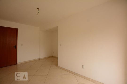 Sala de apartamento à venda com 2 quartos, 48m² em Váz Lobo, Rio de Janeiro