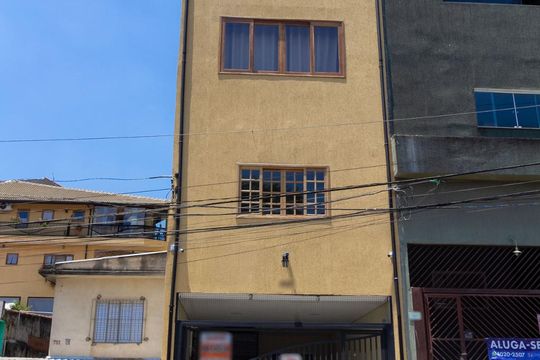 Fachada de casa para alugar com 2 quartos, 70m² em Cidade Satélite Santa Bárbara, São Paulo