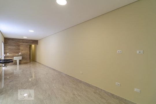 Sala de casa para alugar com 2 quartos, 70m² em Cidade Satélite Santa Bárbara, São Paulo