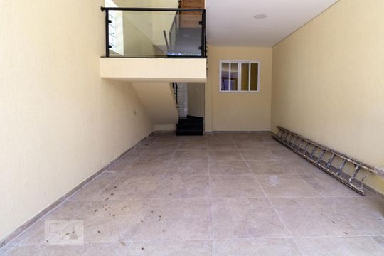 Casa para alugar com 2 quartos, 70m² em Cidade Satélite Santa Bárbara, São Paulo