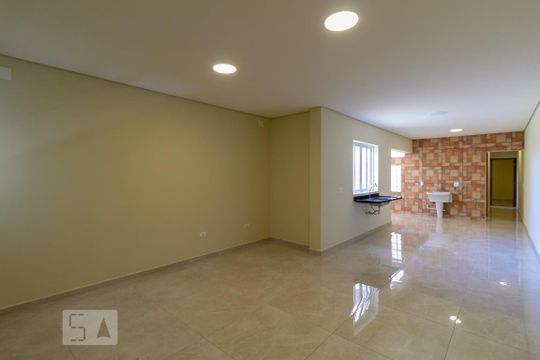 Casa para alugar com 3 quartos, 130m² em Cidade Satélite Santa Bárbara, São Paulo