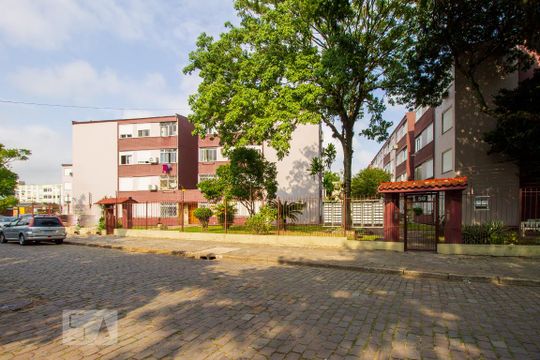 Fachada de apartamento à venda com 1 quarto, 42m² em Cavalhada, Porto Alegre