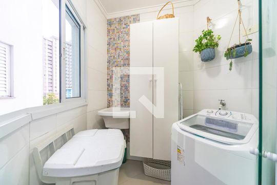Área de Serviço de apartamento à venda com 2 quartos, 140m² em Vila Assunção, Santo André