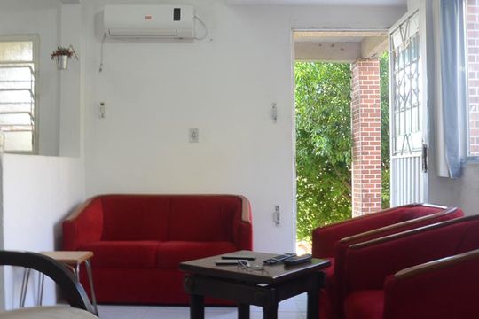 Sala de casa à venda com 2 quartos, 144m² em Partenon, Porto Alegre