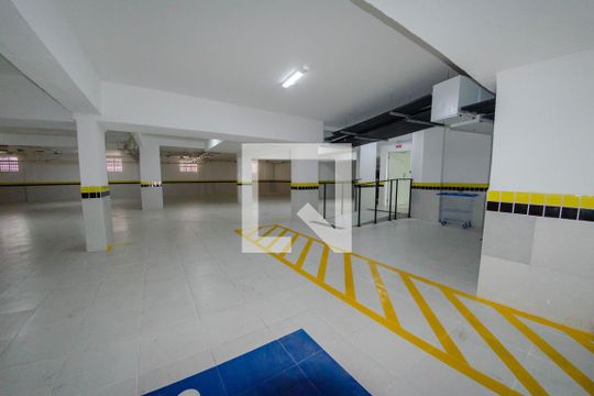 Garagem de apartamento para alugar com 3 quartos, 97m² em Agronômica, Florianópolis