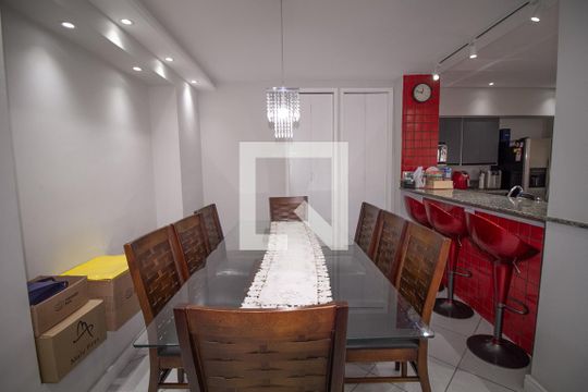 Copa de casa à venda com 4 quartos, 234m² em Parque Sao Lucas, São Paulo