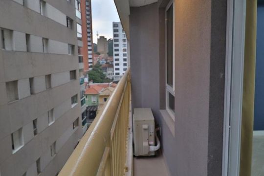 Varanda de kitnet/studio para alugar com 1 quarto, 26m² em Pinheiros, São Paulo