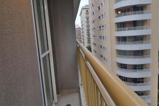Varanda de kitnet/studio para alugar com 1 quarto, 26m² em Pinheiros, São Paulo
