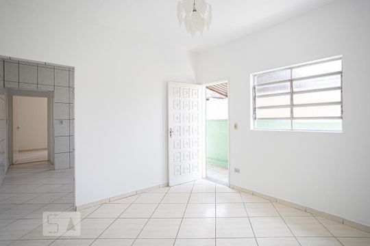 Casa à venda com 2 quartos, 125m² em Conceição, Osasco
