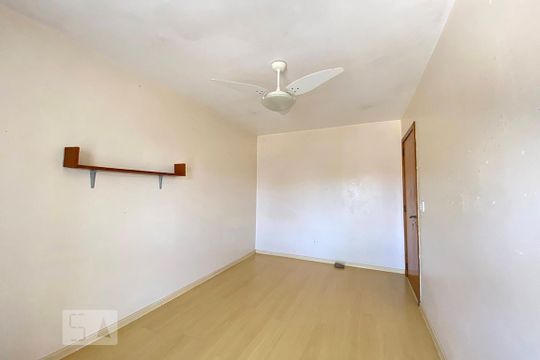 Quarto 1 de casa à venda com 4 quartos, 450m² em Feitoria, São Leopoldo
