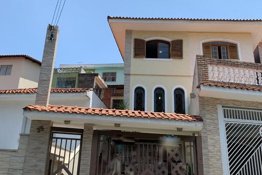 Fachada de casa para alugar com 2 quartos, 115m² em Jardim Peri, São Paulo