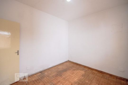 Sala/Quarto de casa para alugar com 1 quarto, 38m² em Vila Medeiros, São Paulo