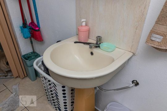 Pia de casa à venda com 6 quartos, 400m² em Sapopemba, São Paulo