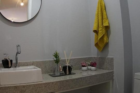 Banheiro Social de apartamento para alugar com 1 quarto, 66m² em Jacarepaguá, Rio de Janeiro